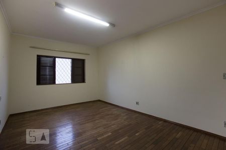 Casa para alugar com 350m², 4 quartos e 2 vagasSuíte 2