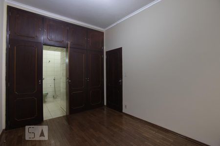 Casa para alugar com 350m², 4 quartos e 2 vagasSuíte 1