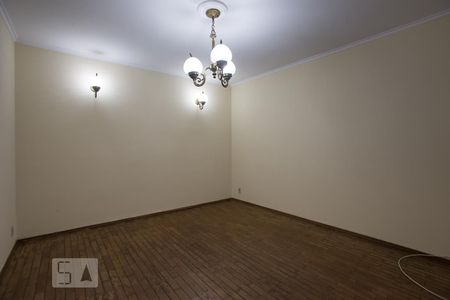 Sala de TV de casa para alugar com 4 quartos, 350m² em Jardim Macedo, Ribeirão Preto