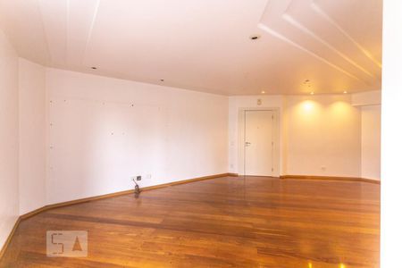Sala de estar de apartamento para alugar com 3 quartos, 132m² em Centro, São Bernardo do Campo
