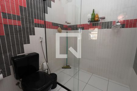 Casa à venda com 180m², 3 quartos e 3 vagasBanheiro da Suíte