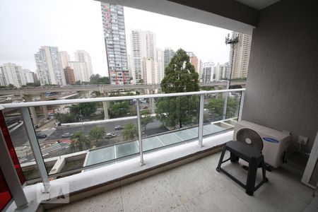 varanda de apartamento para alugar com 1 quarto, 37m² em Brooklin Paulista, São Paulo