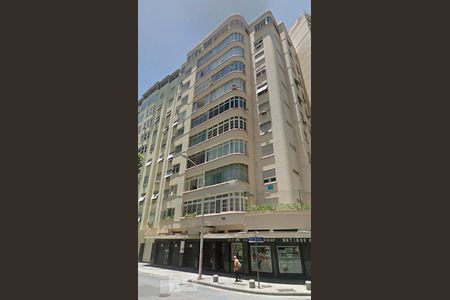 Apartamento à venda com 300m², 4 quartos e 1 vaga Apartamento à venda com 300m², 4 quartos e 1 vagaFachada