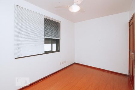 Dormitório Detalhe janela de apartamento para alugar com 2 quartos, 78m² em Cidade Baixa, Porto Alegre