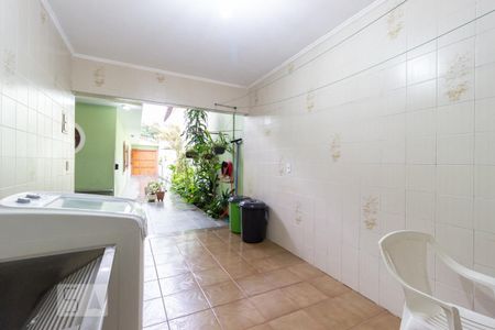 Casa à venda com 330m², 3 quartos e 8 vagas Casa à venda com 330m², 3 quartos e 8 vagasÁrea de serviço