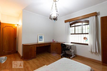 Casa à venda com 330m², 3 quartos e 8 vagas Casa à venda com 330m², 3 quartos e 8 vagasSuíte 2