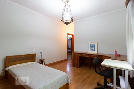 Casa à venda com 330m², 3 quartos e 8 vagas Casa à venda com 330m², 3 quartos e 8 vagasSuíte 2