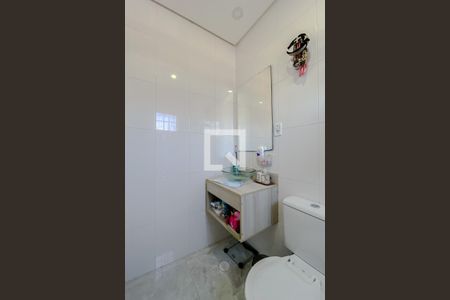 Casa à venda com 132m², 3 quartos e 1 vagaBanheiro da Suíte 1