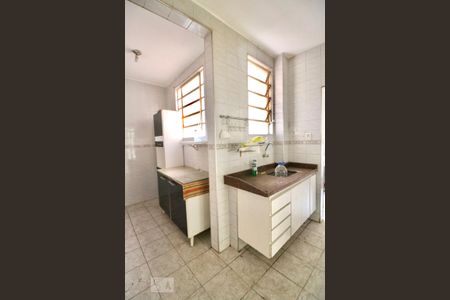 Apartamento à venda com 70m², 2 quartos e sem vagaCozinha