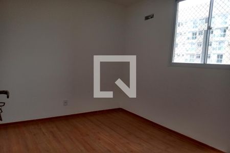 Quarto 2 de apartamento para alugar com 2 quartos, 43m² em Cruzeiro do Sul, Nova Iguaçu