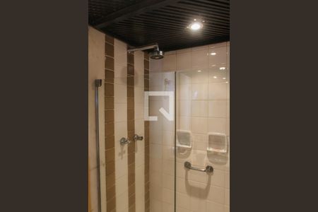 Apartamento à venda com 135m², 3 quartos e 1 vaga Apartamento à venda com 135m², 3 quartos e 1 vagaBanheiro Social