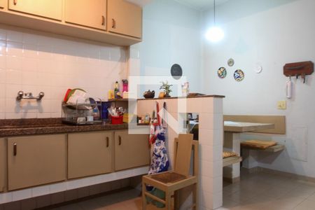 Apartamento à venda com 135m², 3 quartos e 1 vaga Apartamento à venda com 135m², 3 quartos e 1 vagaCozinha