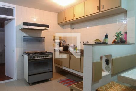 Apartamento à venda com 135m², 3 quartos e 1 vaga Apartamento à venda com 135m², 3 quartos e 1 vagaCozinha