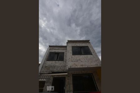 Casa à venda com 250m², 3 quartos e 2 vagasFachada da casa