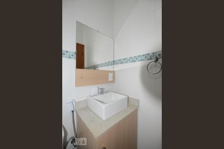 Casa à venda com 250m², 3 quartos e 2 vagasBanheiro da Suíte 2