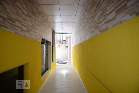 Casa à venda com 250m², 3 quartos e 2 vagasCorredor Lateral da casa