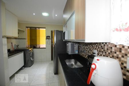 Casa à venda com 250m², 3 quartos e 2 vagasCozinha