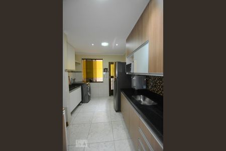 Casa à venda com 250m², 3 quartos e 2 vagasCozinha