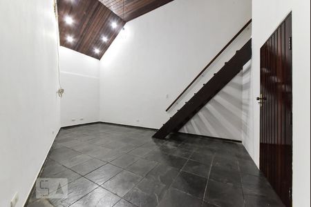 Sala de casa para alugar com 1 quarto, 70m² em Nova Petrópolis, São Bernardo do Campo