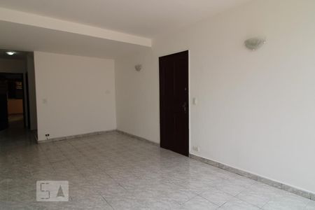 Sala de casa à venda com 3 quartos, 98m² em Vila Cordeiro, São Paulo