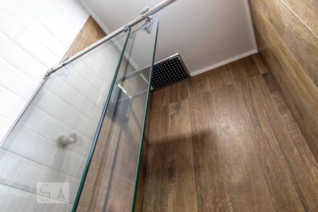 Casa à venda com 200m², 3 quartos e 1 vagaBanheiro - Chuveiro Elétrico