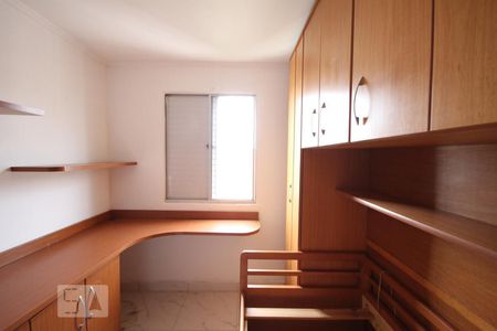 Quarto 1 de apartamento para alugar com 2 quartos, 53m² em Jardim Celeste, São Paulo