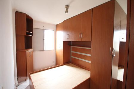 Quarto 2 de apartamento para alugar com 2 quartos, 53m² em Jardim Celeste, São Paulo