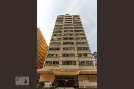 Apartamento à venda com 47m², 2 quartos e sem vaga Apartamento à venda com 47m², 2 quartos e sem vagaFachada