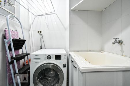 Apartamento à venda com 47m², 2 quartos e sem vaga Apartamento à venda com 47m², 2 quartos e sem vagaÁrea de Serviço