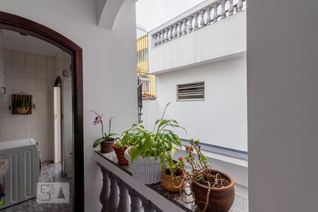 Casa à venda com 360m², 6 quartos e 3 vagas Casa à venda com 360m², 6 quartos e 3 vagasÁrea de Serviço Casa 1