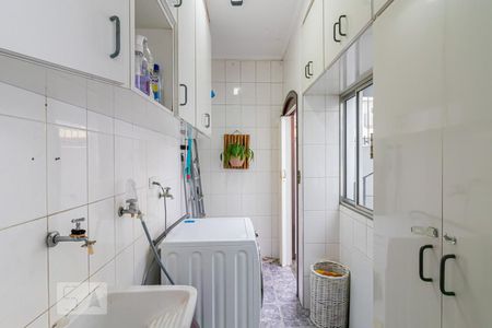 Casa à venda com 360m², 6 quartos e 3 vagas Casa à venda com 360m², 6 quartos e 3 vagasÁrea de Serviço Casa 1