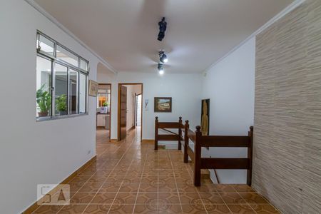 Casa à venda com 360m², 6 quartos e 3 vagas Casa à venda com 360m², 6 quartos e 3 vagasSala Casa 2
