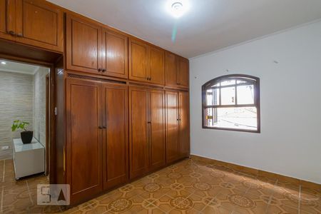 Casa à venda com 360m², 6 quartos e 3 vagas Casa à venda com 360m², 6 quartos e 3 vagasQuarto 2 Casa 2