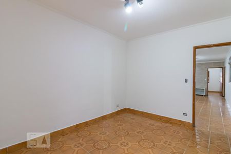 Casa à venda com 360m², 6 quartos e 3 vagas Casa à venda com 360m², 6 quartos e 3 vagasQuarto 3 Casa 2