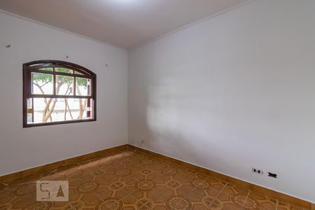 Casa à venda com 360m², 6 quartos e 3 vagas Casa à venda com 360m², 6 quartos e 3 vagasQuarto 2 Casa 2