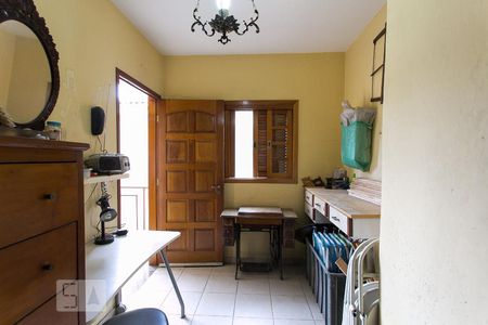 Casa para alugar com 75m², 5 quartos e 3 vagasEdícula - Quarto