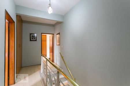 Casa para alugar com 75m², 5 quartos e 3 vagasCorredor