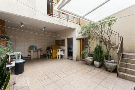 Casa para alugar com 75m², 5 quartos e 3 vagasQuintal