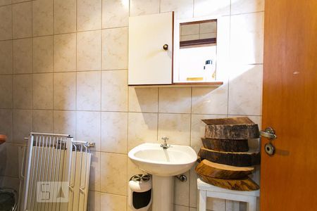 Casa para alugar com 75m², 5 quartos e 3 vagasBanheiro da Suíte 4