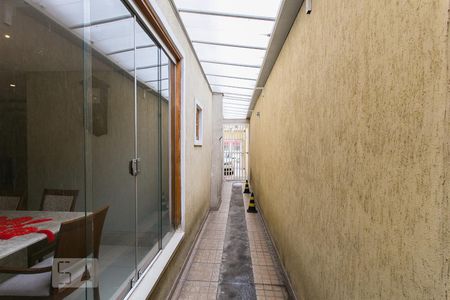 Casa para alugar com 75m², 5 quartos e 3 vagasCorredor