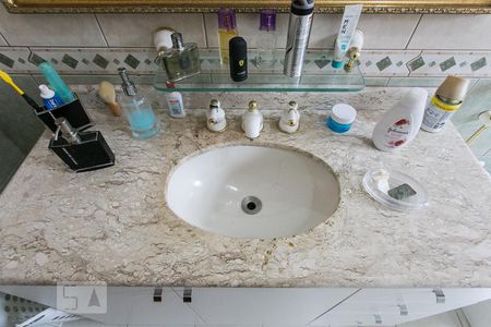 Casa para alugar com 75m², 5 quartos e 3 vagasBanheiro da Suíte 3