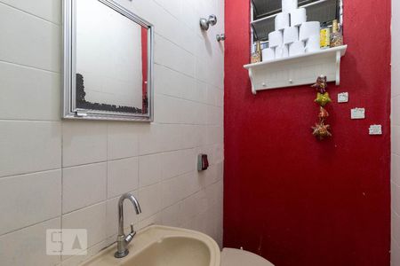 Casa à venda com 130m², 2 quartos e 1 vagaBanheiro