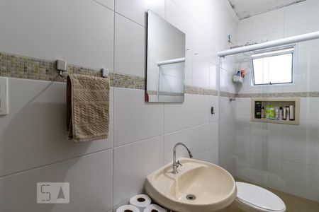 Casa à venda com 130m², 2 quartos e 1 vagaBanheiro