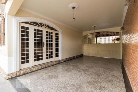 Casa para alugar com 480m², 6 quartos e 5 vagas Casa para alugar com 480m², 6 quartos e 5 vagasGaragem