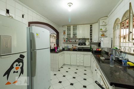 Casa para alugar com 480m², 6 quartos e 5 vagas Casa para alugar com 480m², 6 quartos e 5 vagasCozinha