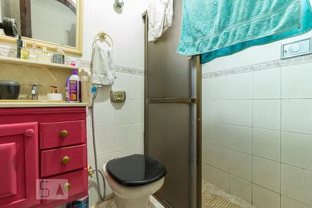 Casa para alugar com 480m², 6 quartos e 5 vagas Casa para alugar com 480m², 6 quartos e 5 vagasBanheiro da Suíte 2