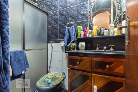 Casa para alugar com 480m², 6 quartos e 5 vagas Casa para alugar com 480m², 6 quartos e 5 vagasBanheiro da Suíte 1