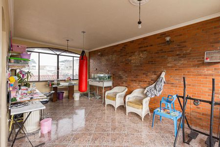 Casa para alugar com 480m², 6 quartos e 5 vagas Casa para alugar com 480m², 6 quartos e 5 vagasVaranda