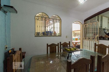 Casa para alugar com 480m², 6 quartos e 5 vagas Casa para alugar com 480m², 6 quartos e 5 vagasCopa