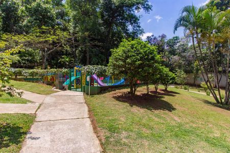 Apartamento à venda com 230m², 4 quartos e 4 vagas Apartamento à venda com 230m², 4 quartos e 4 vagasÁrea Comum - Playground